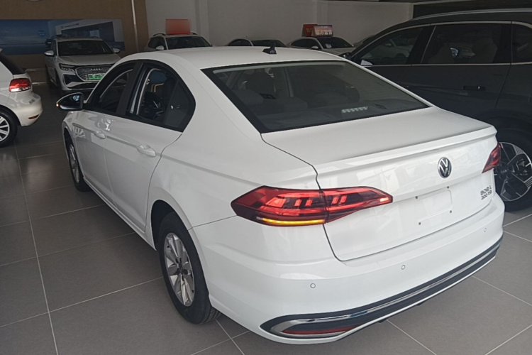 Volkswagen Bora 2024 #5 Volkswagen Bora 2024 immagine di auto #5