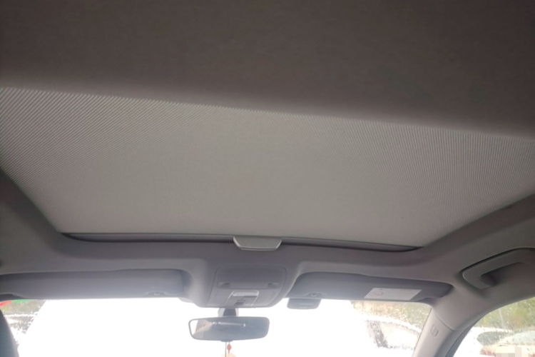 Audi A3 2019 car image #18