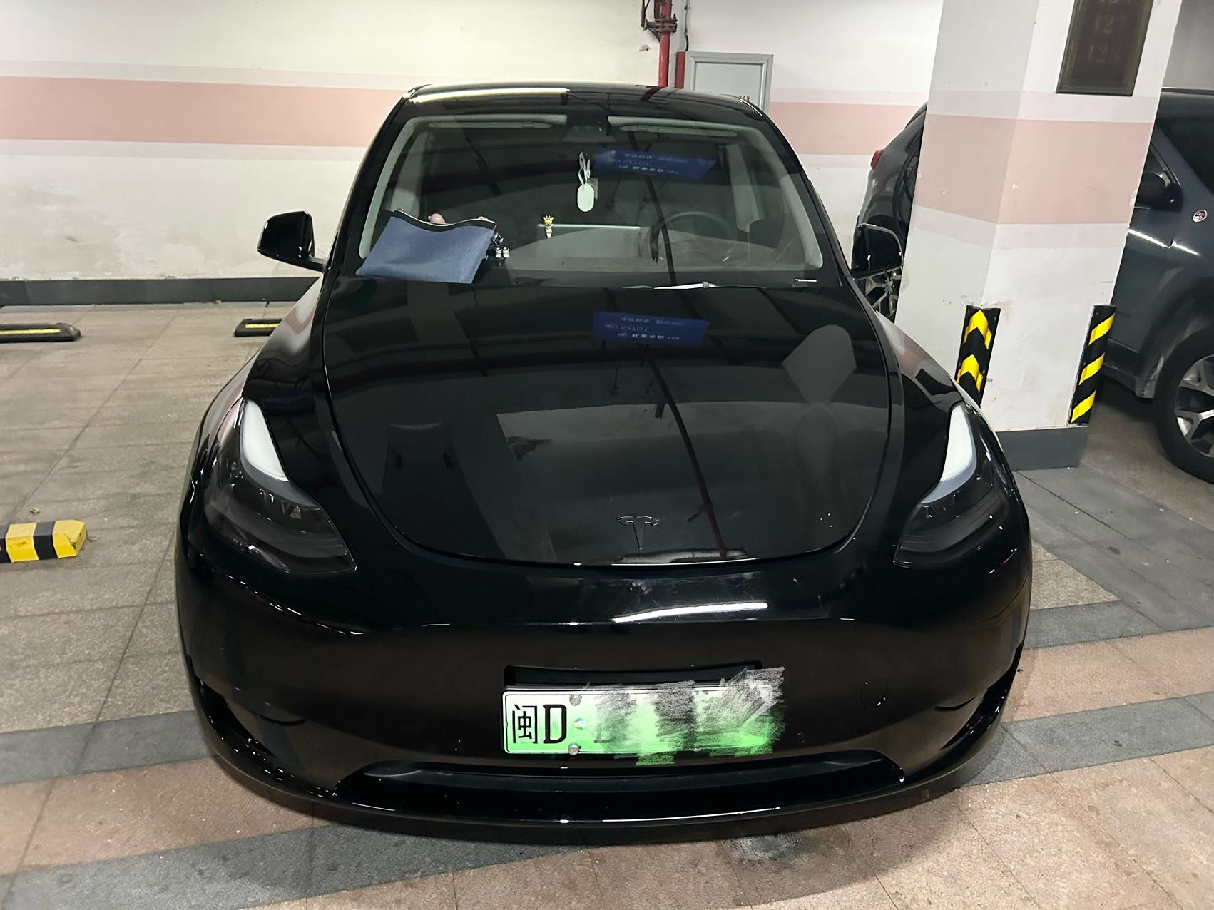 Tesla Model Y 2022 #2 Tesla Model Y 2022 car image #2