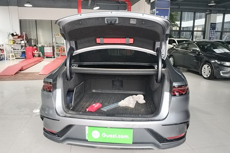 BYD Han 2022 car image #19