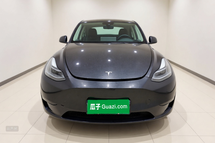 Tesla Model Y 2024 #3 Tesla Model Y 2024 car image #3