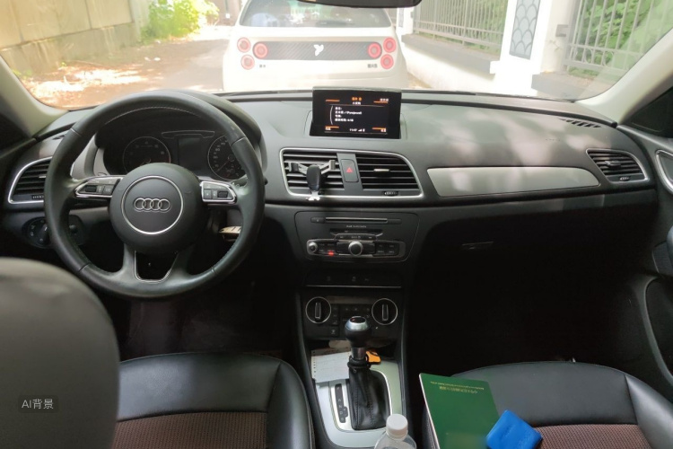 Audi Q3 2019 #11 Audi Q3 2019 car image #11