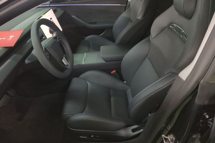 Tesla Model 3 2024 car image #15