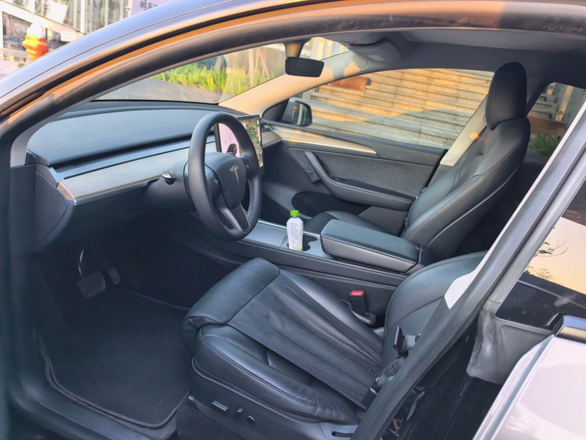 Tesla Model Y 2021 #3 Tesla Model Y 2021 car image #3