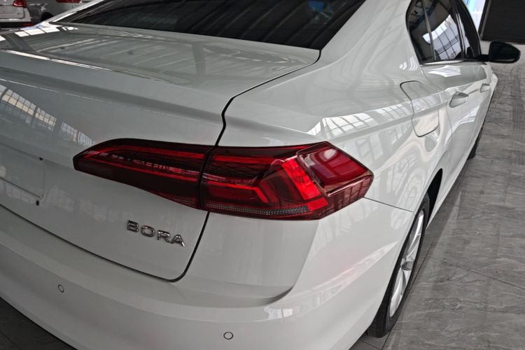 Volkswagen Bora 2021 car image #8