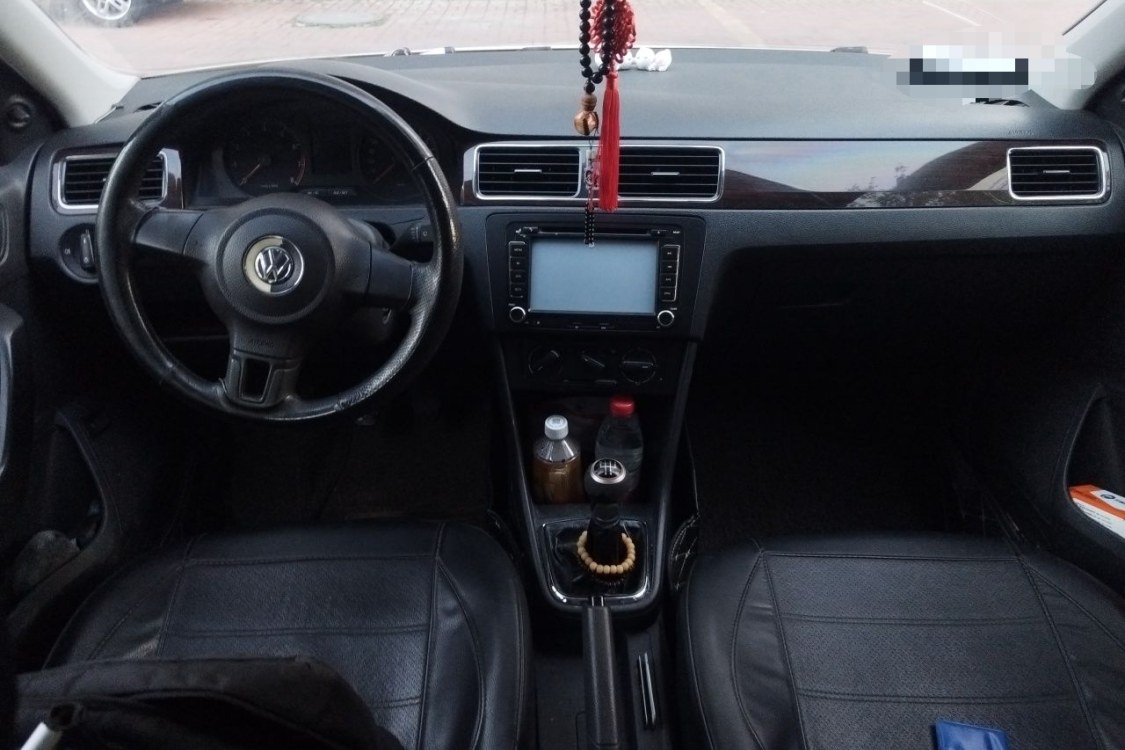 Volkswagen Santana 2015 car image #21