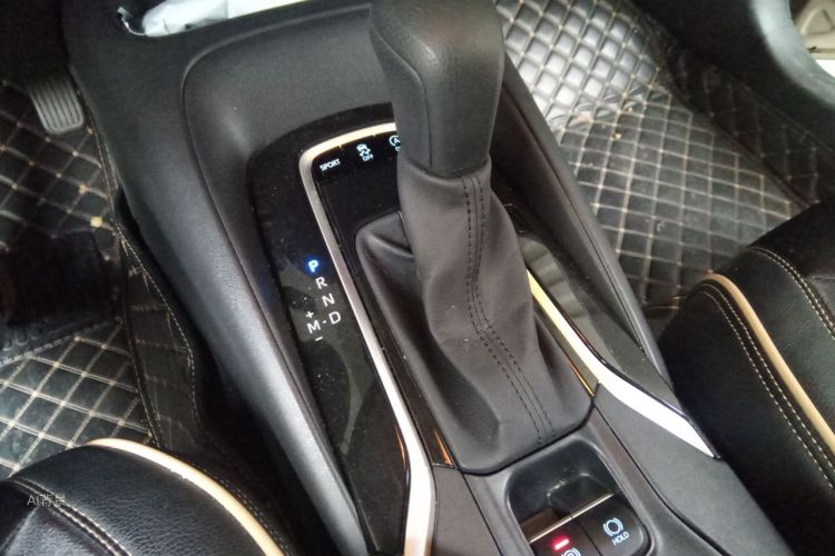 Toyota Corolla 2020 car image #16