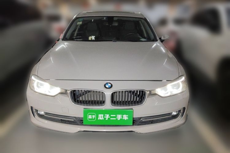 BMW 3 Series 2015 car image #3