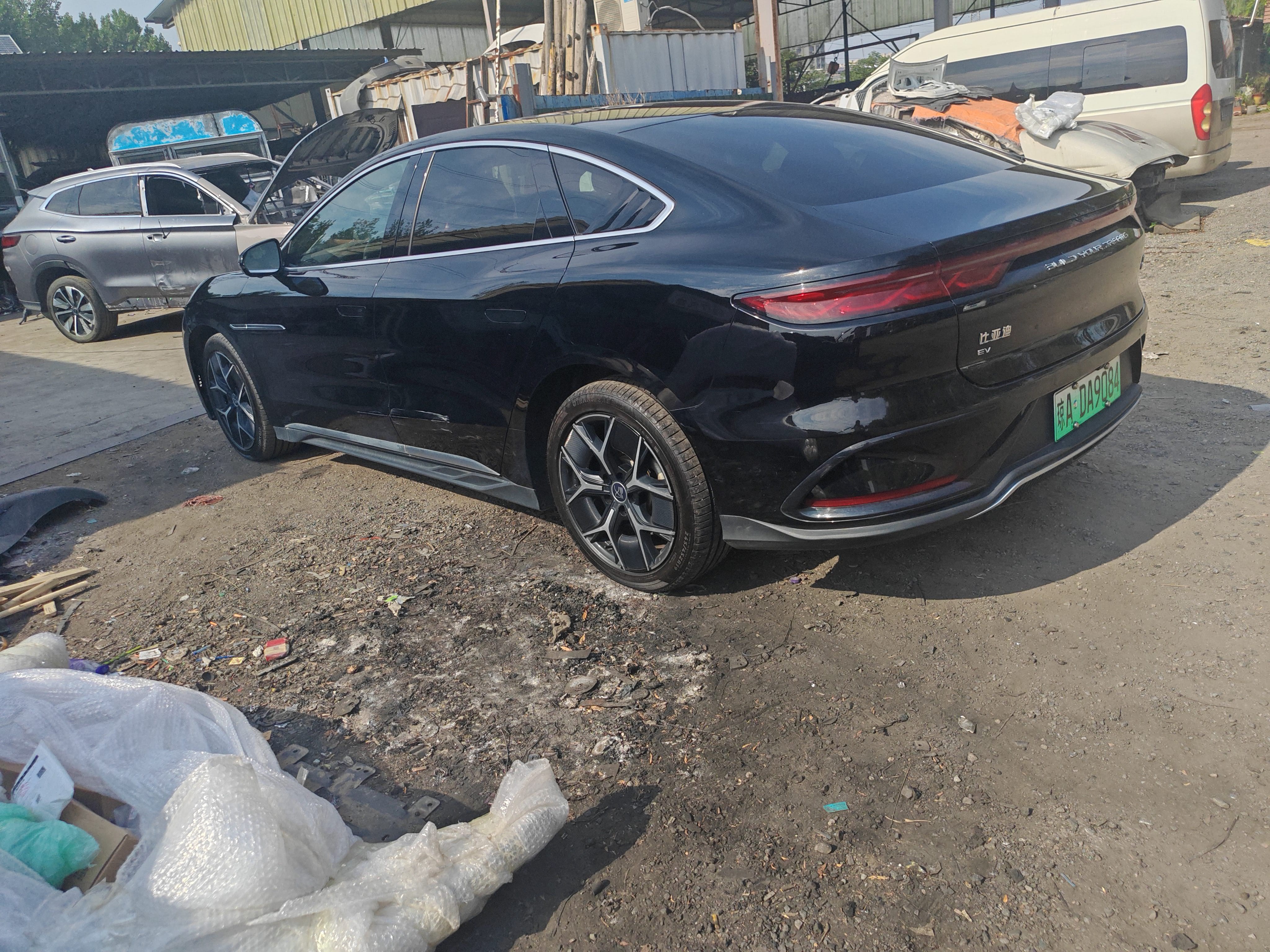 BYD Han 2024 car image #5