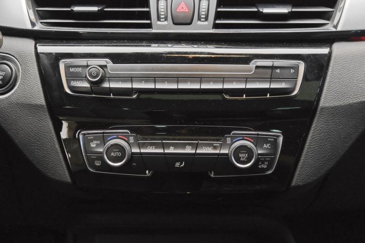 BMW X1 2019 imagen de coche #30