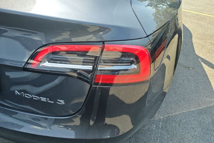 Tesla Model 3 2023 imagen de coche #8