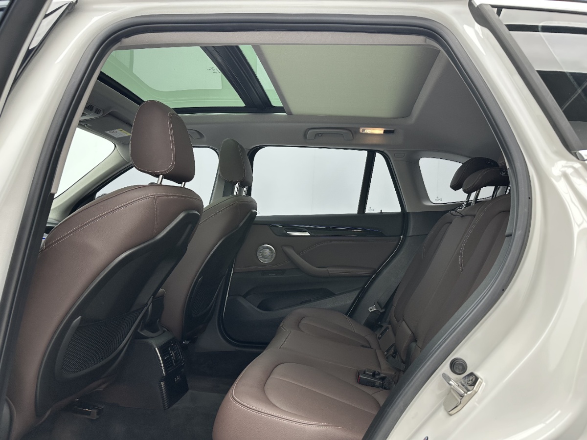 BMW X1 2022 #6 BMW X1 2022 car image #6