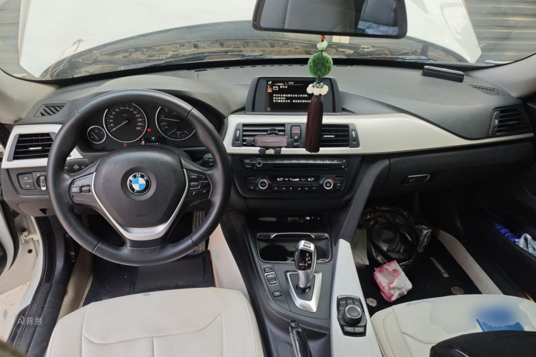 BMW 3 Series GT 2016 #11 BMW 3 Series GT 2016 car image #11