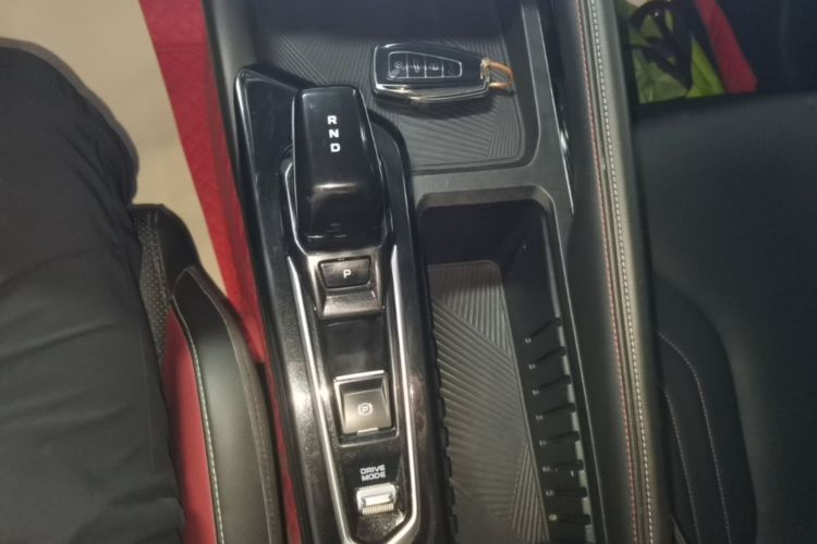 GEELY Coolray 2023 car image #14