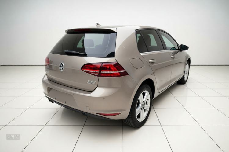 Volkswagen Golf 2017 car image #7