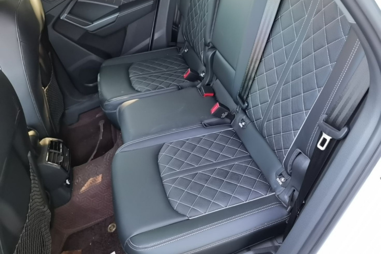 Audi Q3 2025 car image #17