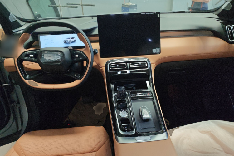 GEELY Boyue L 2026 image de voiture #10