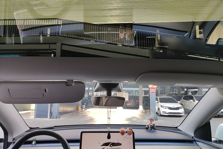 Tesla Model Y 2023 #20 Tesla Model Y 2023 immagine di auto #20