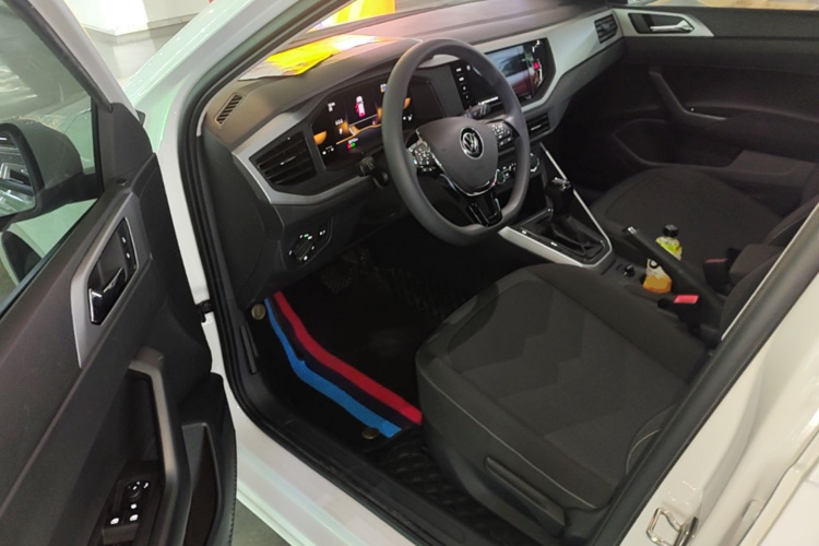 Volkswagen Polo 2023 #16 Volkswagen Polo 2023 صورة سيارة #16