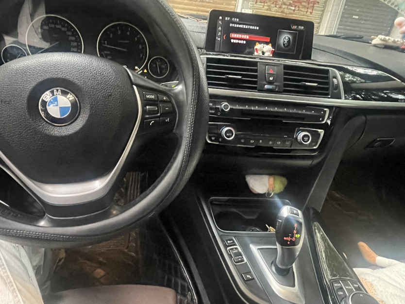 BMW 3 Series 2018 #7 BMW 3 Series 2018 car image #7