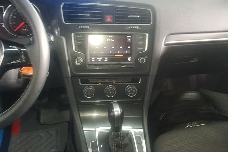 Volkswagen Golf 2017 #13 Volkswagen Golf 2017 car image #13