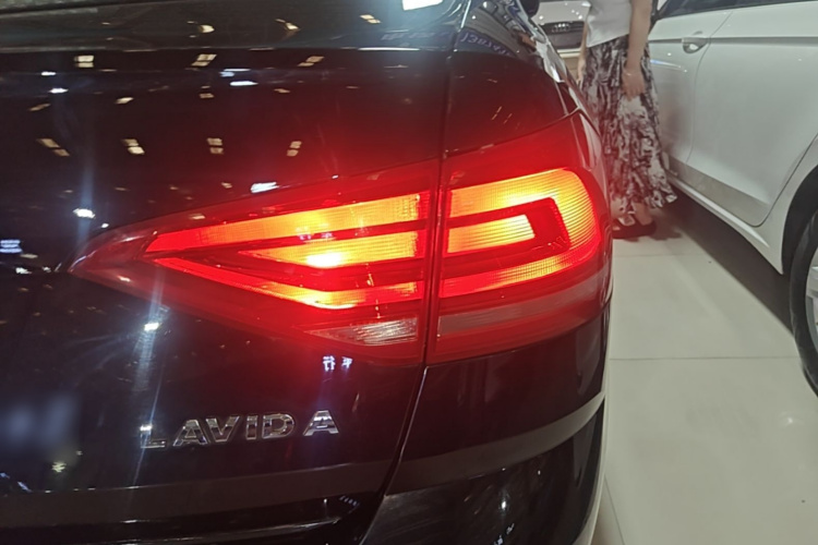Volkswagen Lavida 2017 #8 Volkswagen Lavida 2017 car image #8