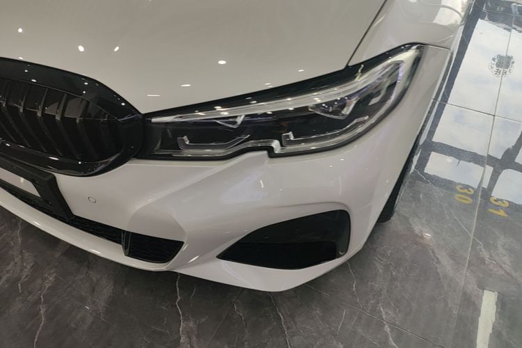 BMW 3 Series 2021 #23 BMW 3 Series 2021 car image #23