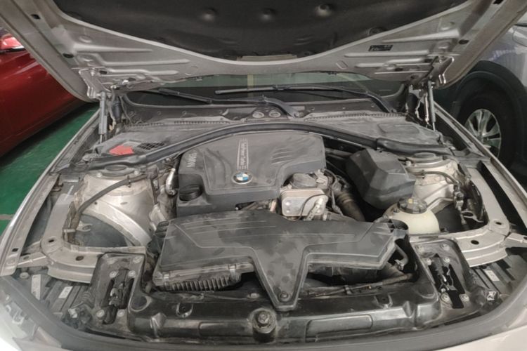 BMW 3 Series 2015 car image #22