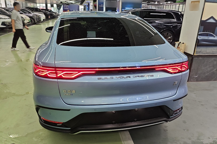 BYD Han 2023 #4 BYD Han 2023 car image #4