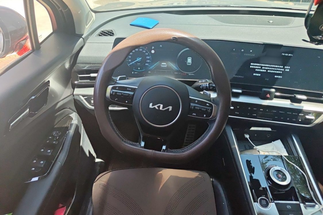 Kia Sportage 2023 car image #24