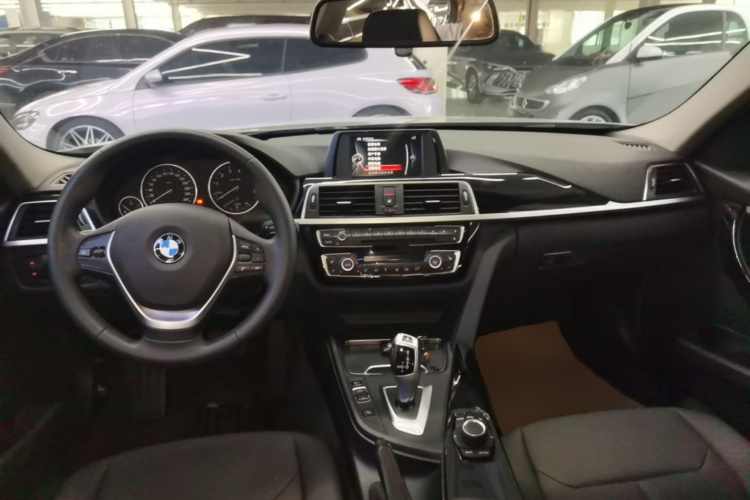 BMW 3 Series 2017 #11 BMW 3 Series 2017 car image #11