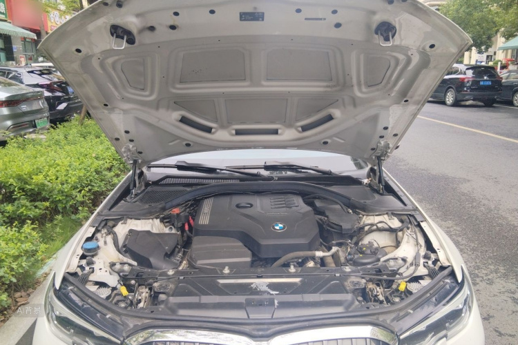 BMW 3 Series 2021 #22 BMW 3 Series 2021 car image #22