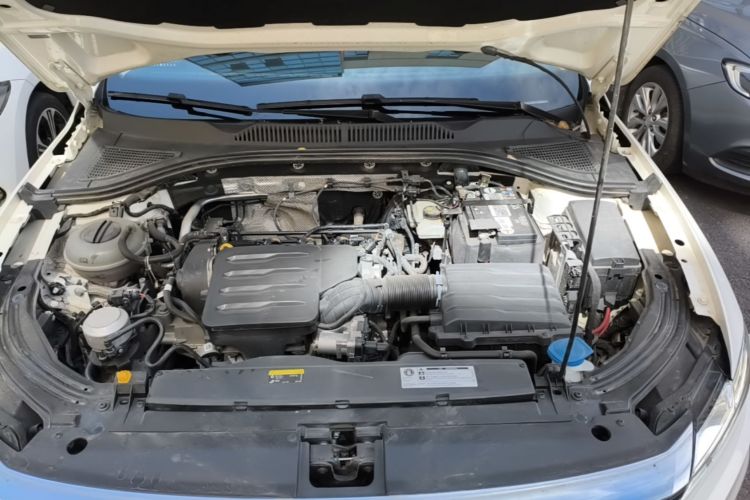 Volkswagen Lavida 2019 #22 Volkswagen Lavida 2019 car image #22