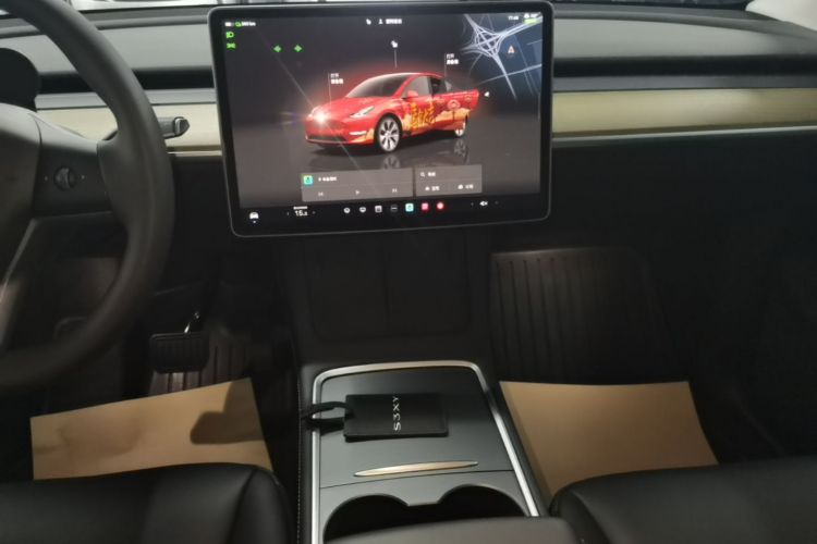Tesla Model Y 2023 #13 Tesla Model Y 2023 car image #13