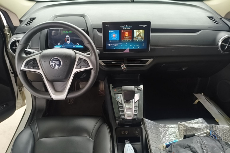BYD Yuan New Energy 2019 #10 BYD Yuan New Energy 2019 car image #10