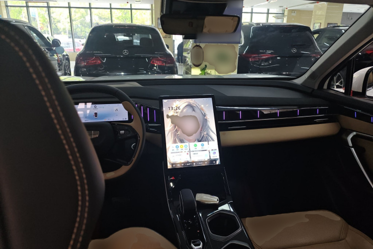 GEELY Boyue L 2024 image de voiture #10