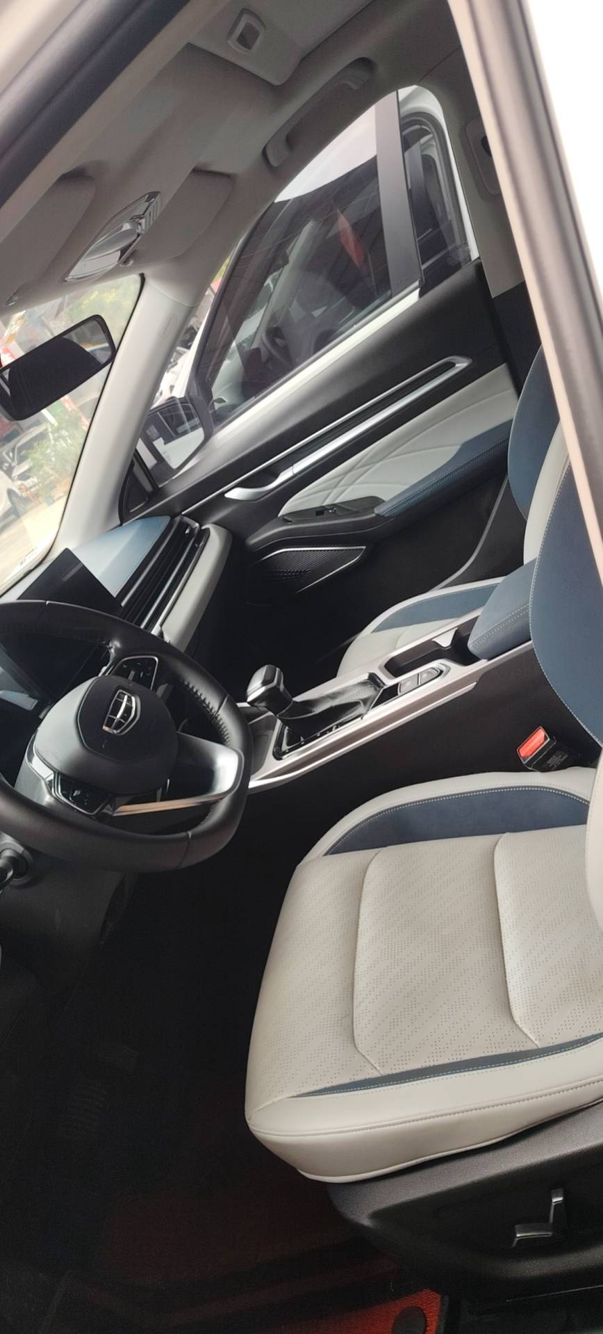 GEELY Emgrand 2021 #3 GEELY Emgrand 2021 car image #3
