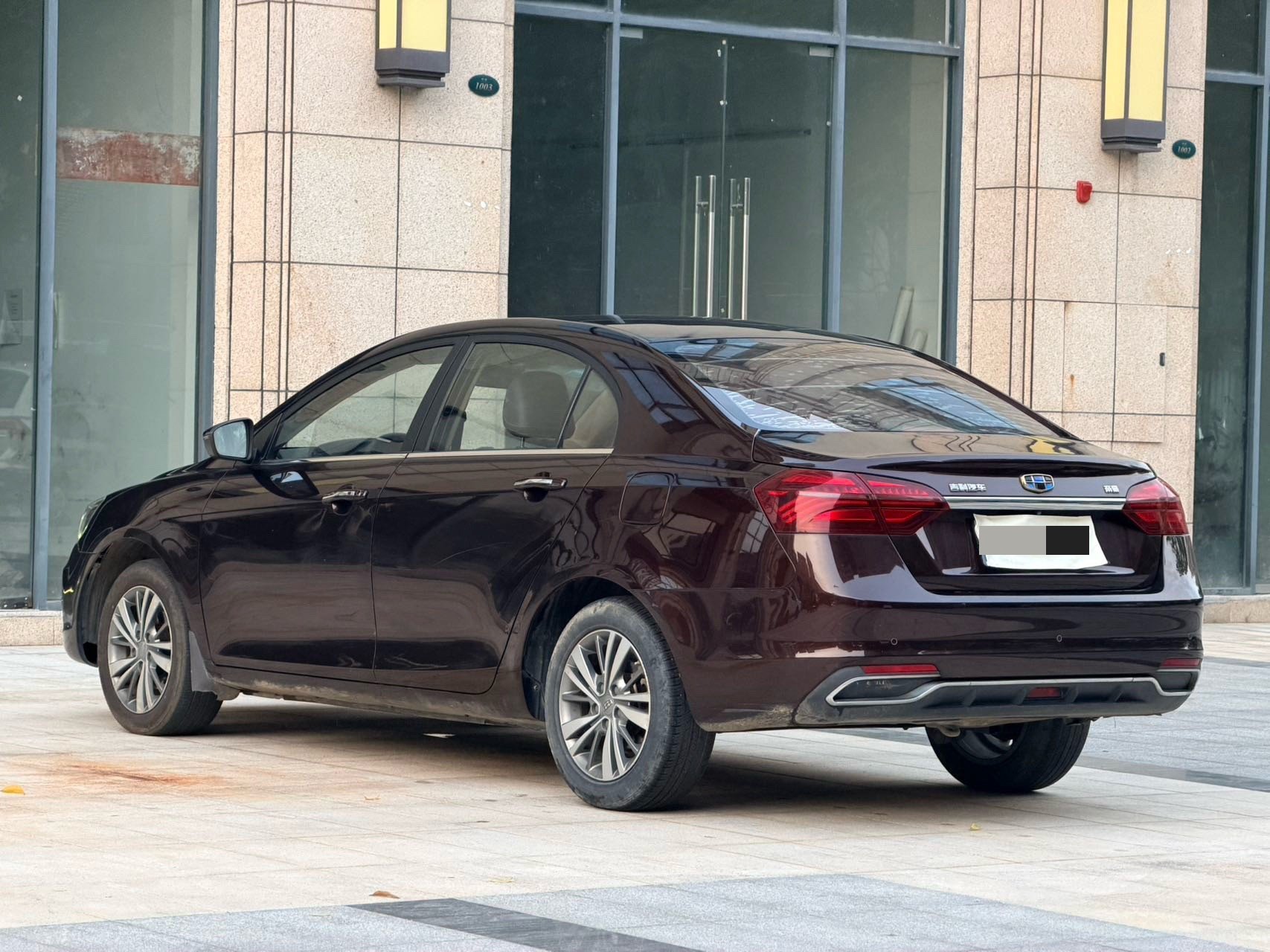 GEELY Emgrand 2019 #7 GEELY Emgrand 2019 car image #7