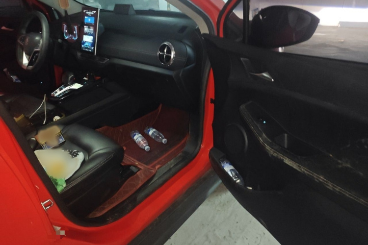 BYD Yuan New Energy 2019 #27 BYD Yuan New Energy 2019 car image #27