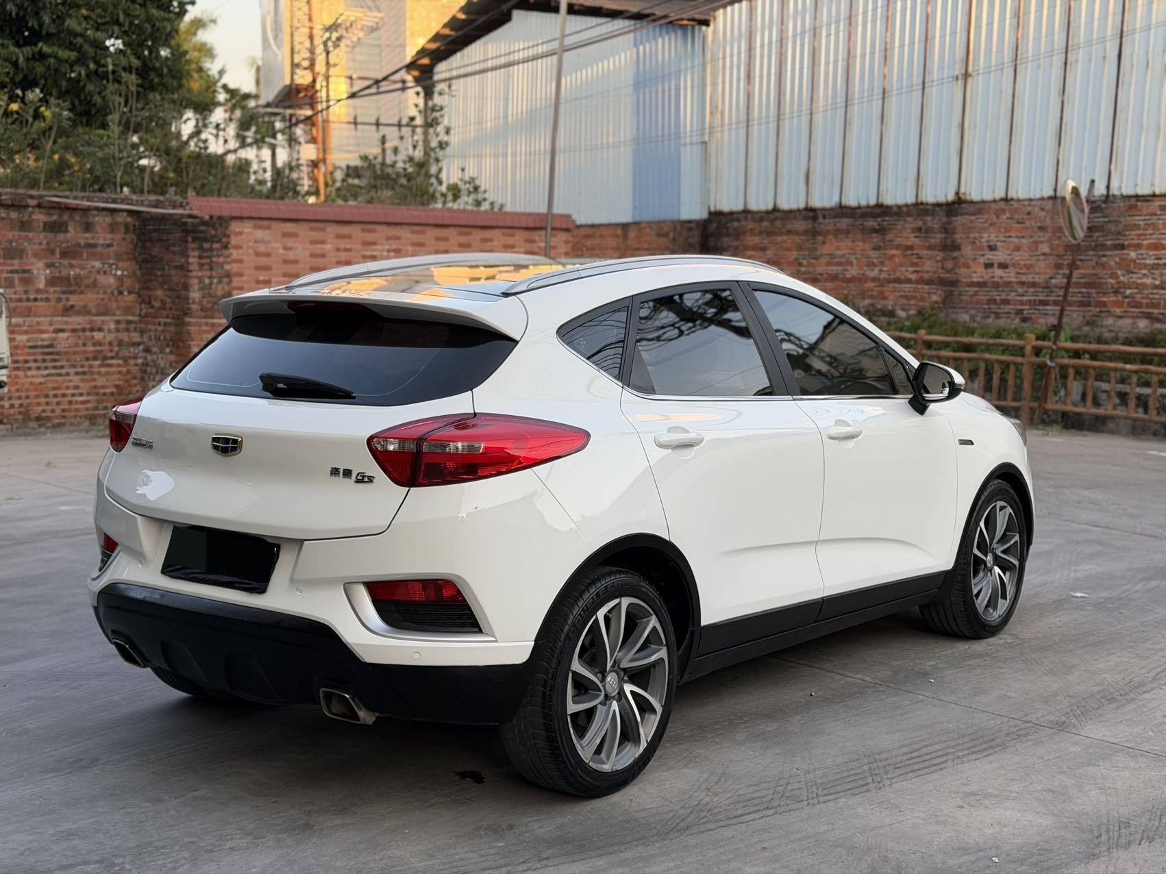 GEELY Emgrand GS 2018 #6 GEELY Emgrand GS 2018 imagen de coche #6