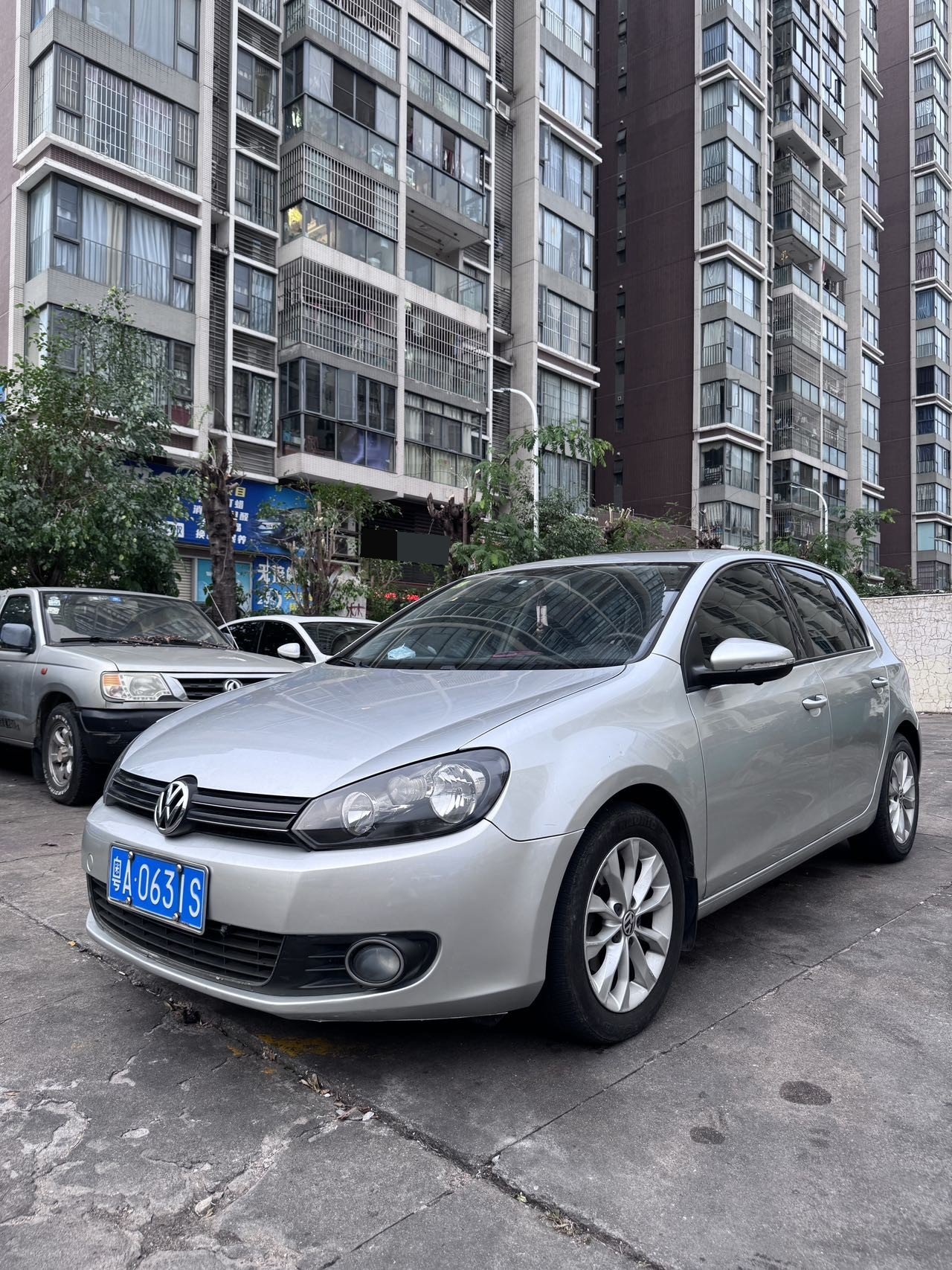 Volkswagen Golf 2011 Volkswagen Golf 2011 car image