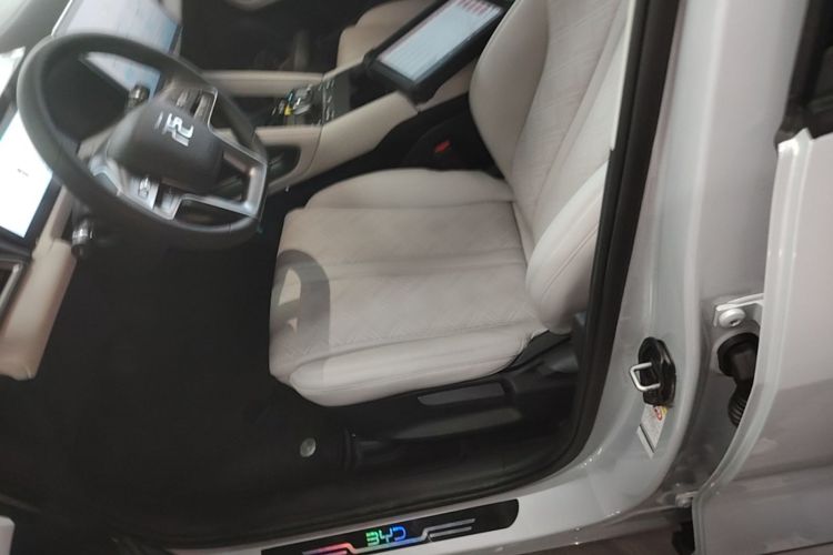 BYD YuanUP 2024 #15 BYD YuanUP 2024 car image #15