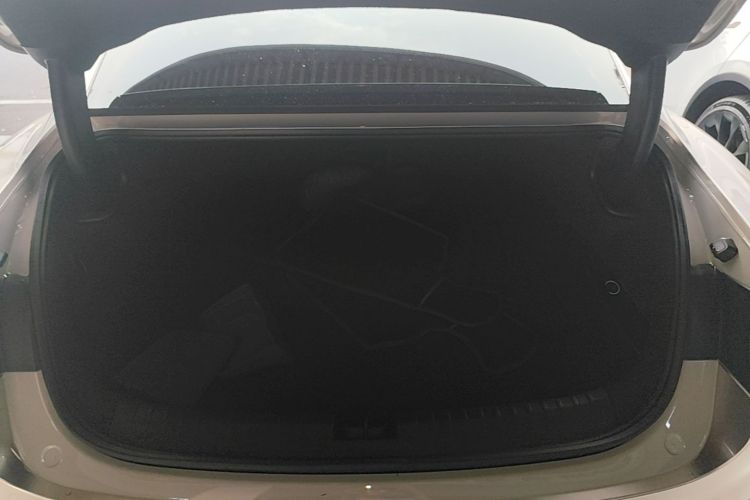 MI SU7 2025 car image #19