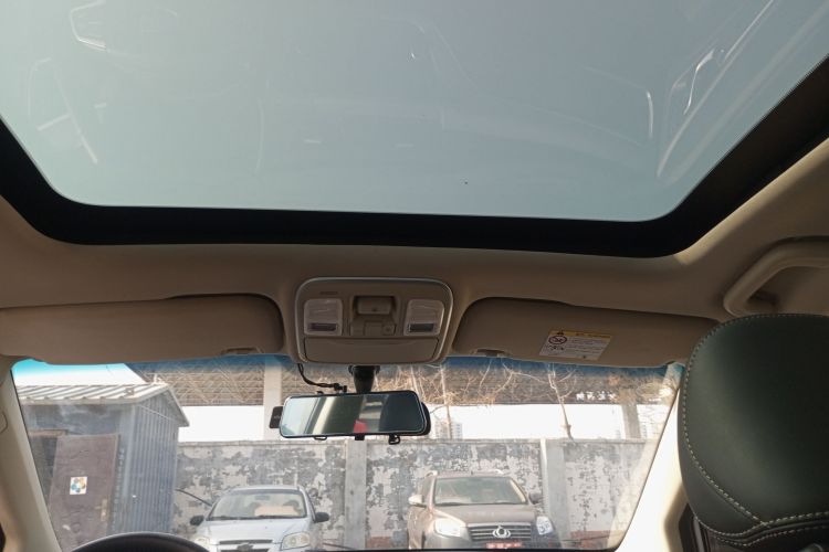 GEELY Emgrand GS 2018 imagen de coche #18