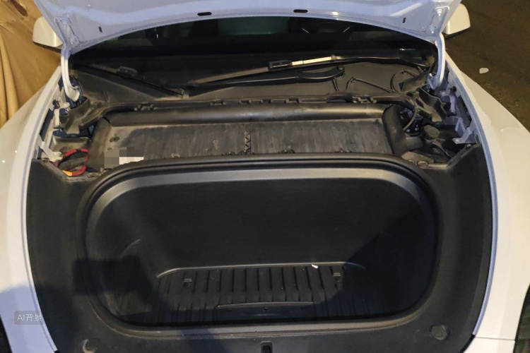 Tesla Model Y 2024 immagine di auto #22