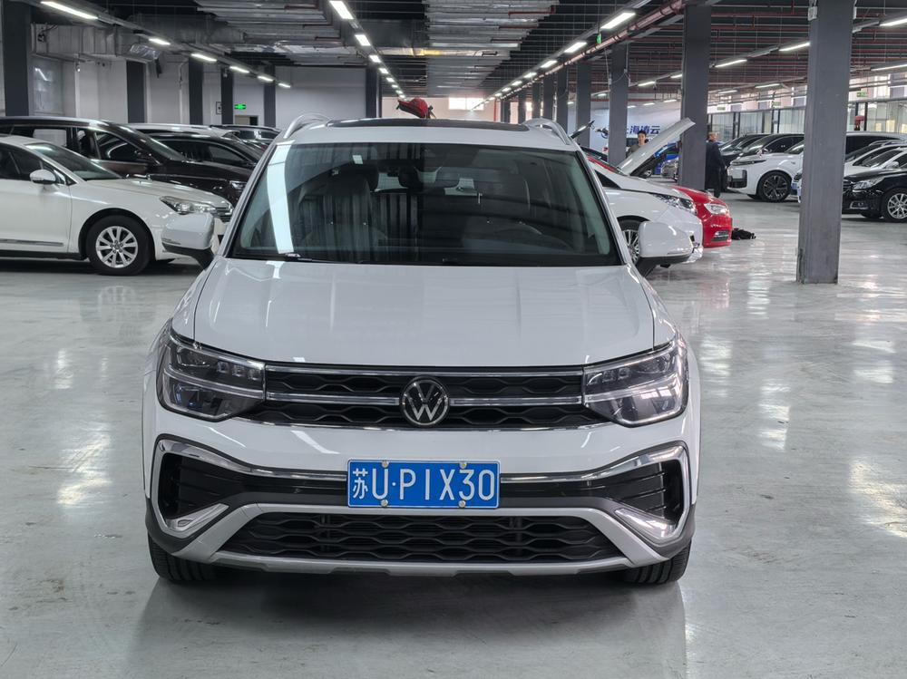 Volkswagen Tharu 2024 car image #2