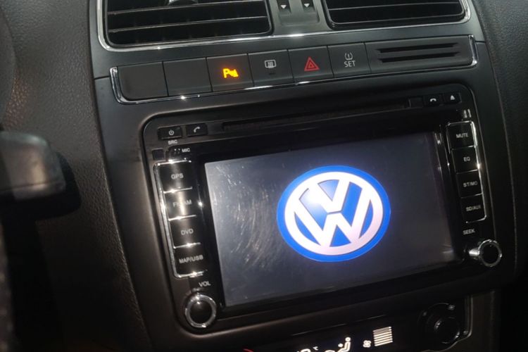 Volkswagen Polo 2014 #13 Volkswagen Polo 2014 car image #13