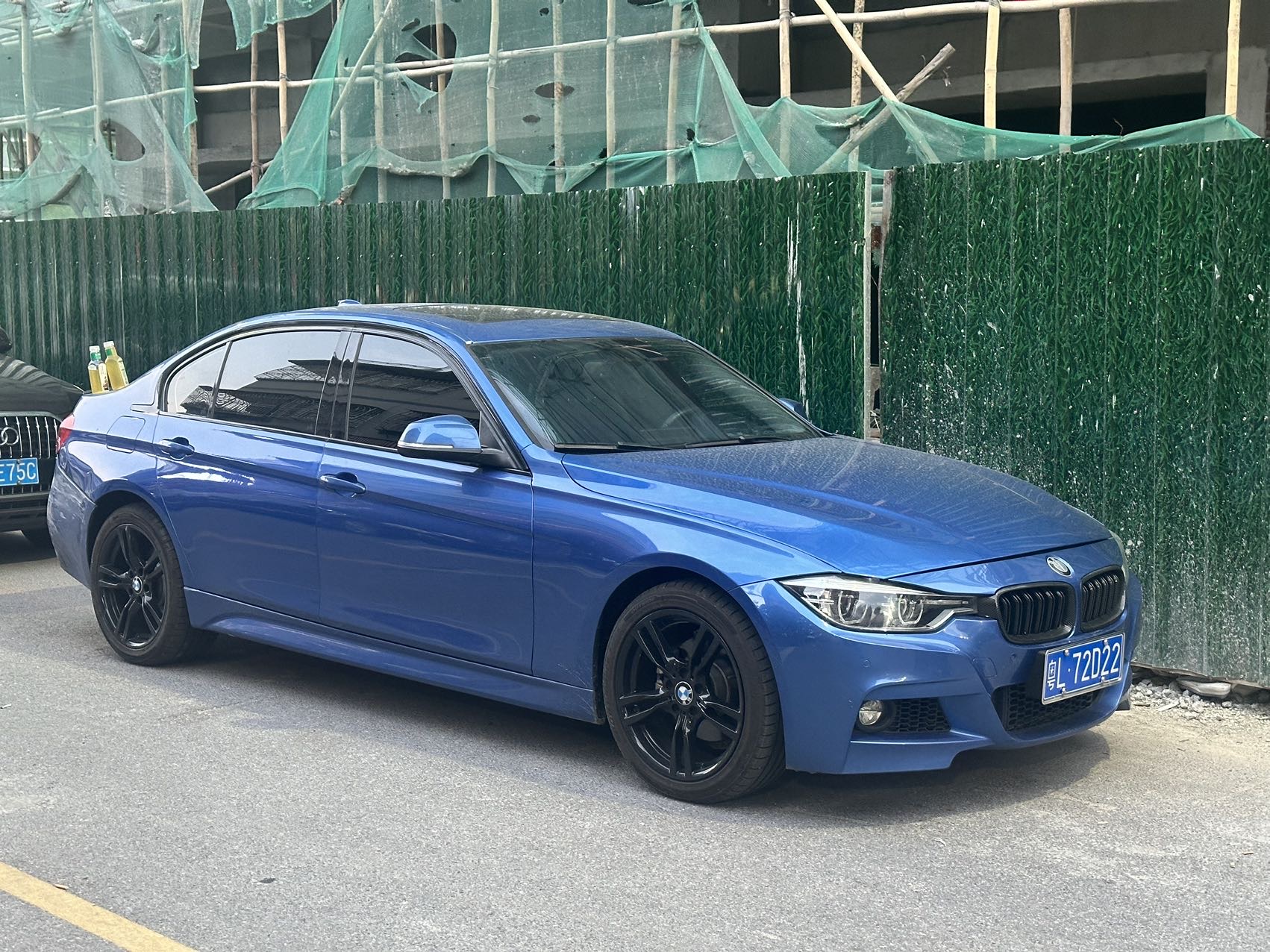BMW 3 Series 2018 #4 BMW 3 Series 2018 car image #4
