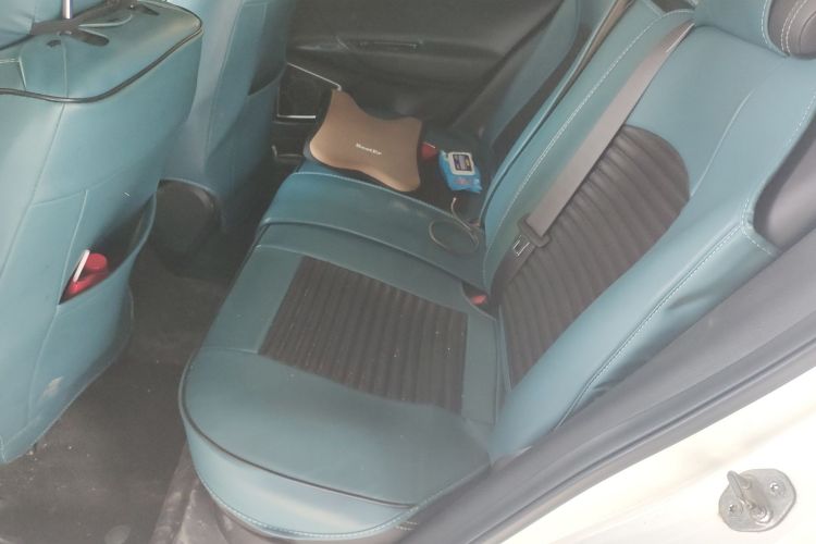 GEELY Emgrand GL 2019 صورة سيارة #17