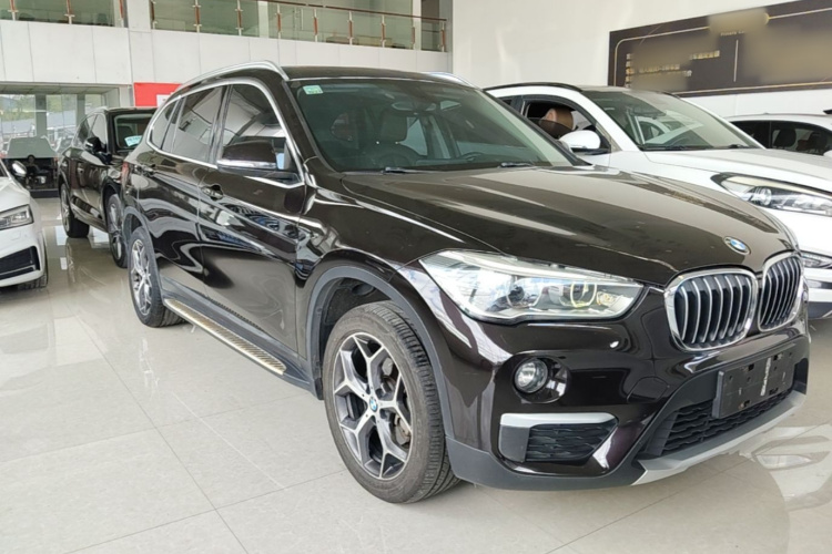 BMW X1 2019 #4 BMW X1 2019 car image #4